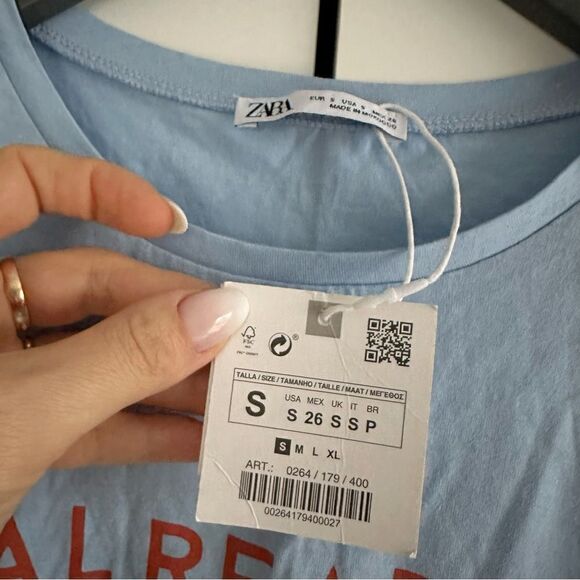 Zara Already Famous Graphic Tee - Picture 4 of 6